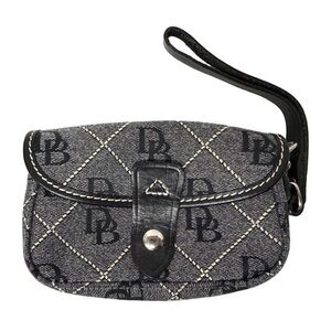 Dooney & Burke Vintage Canvas Signature Wristlet, Grey/Black